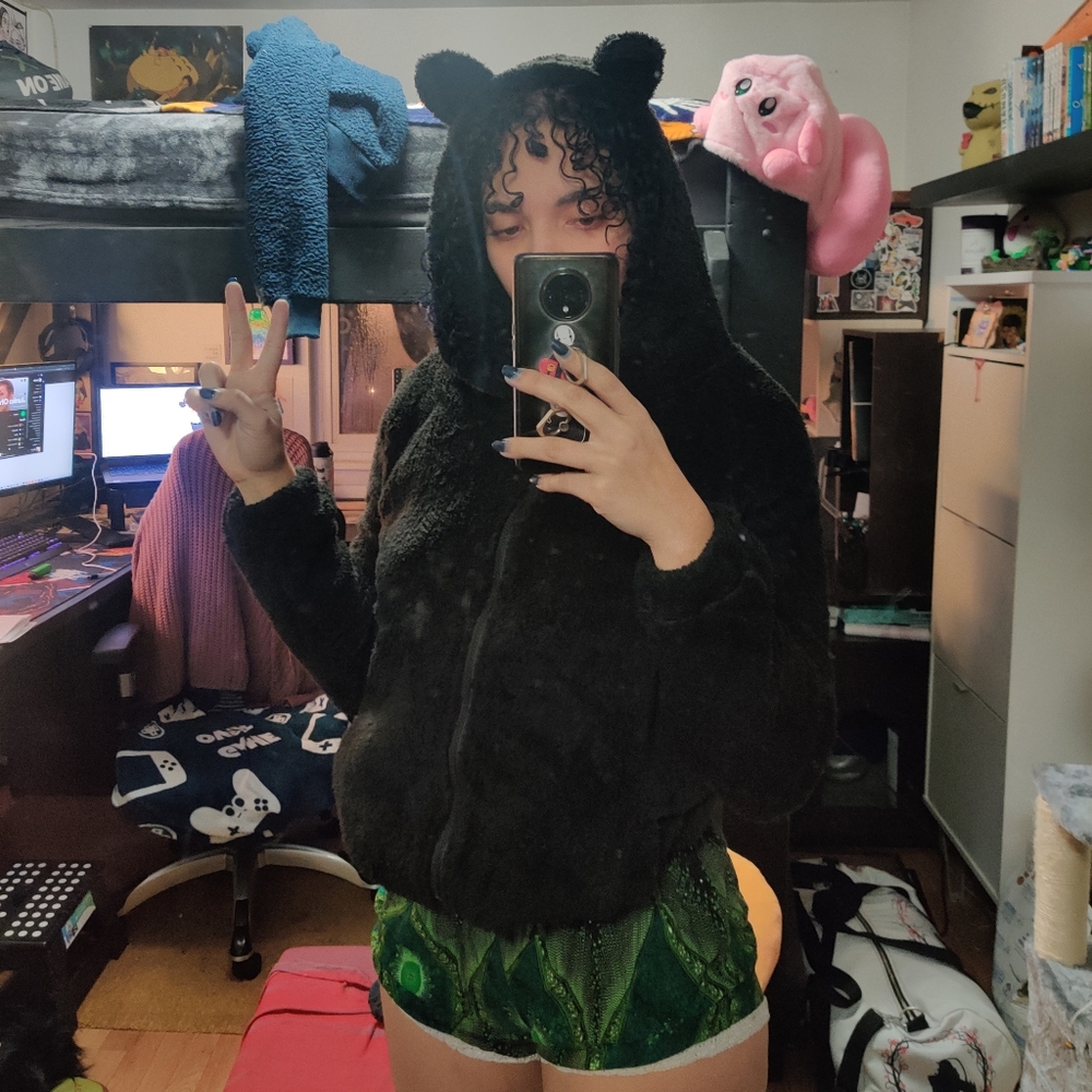 cute bear hoodie w ears n tails